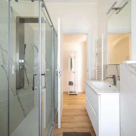 Apartment Duchessa Stresa